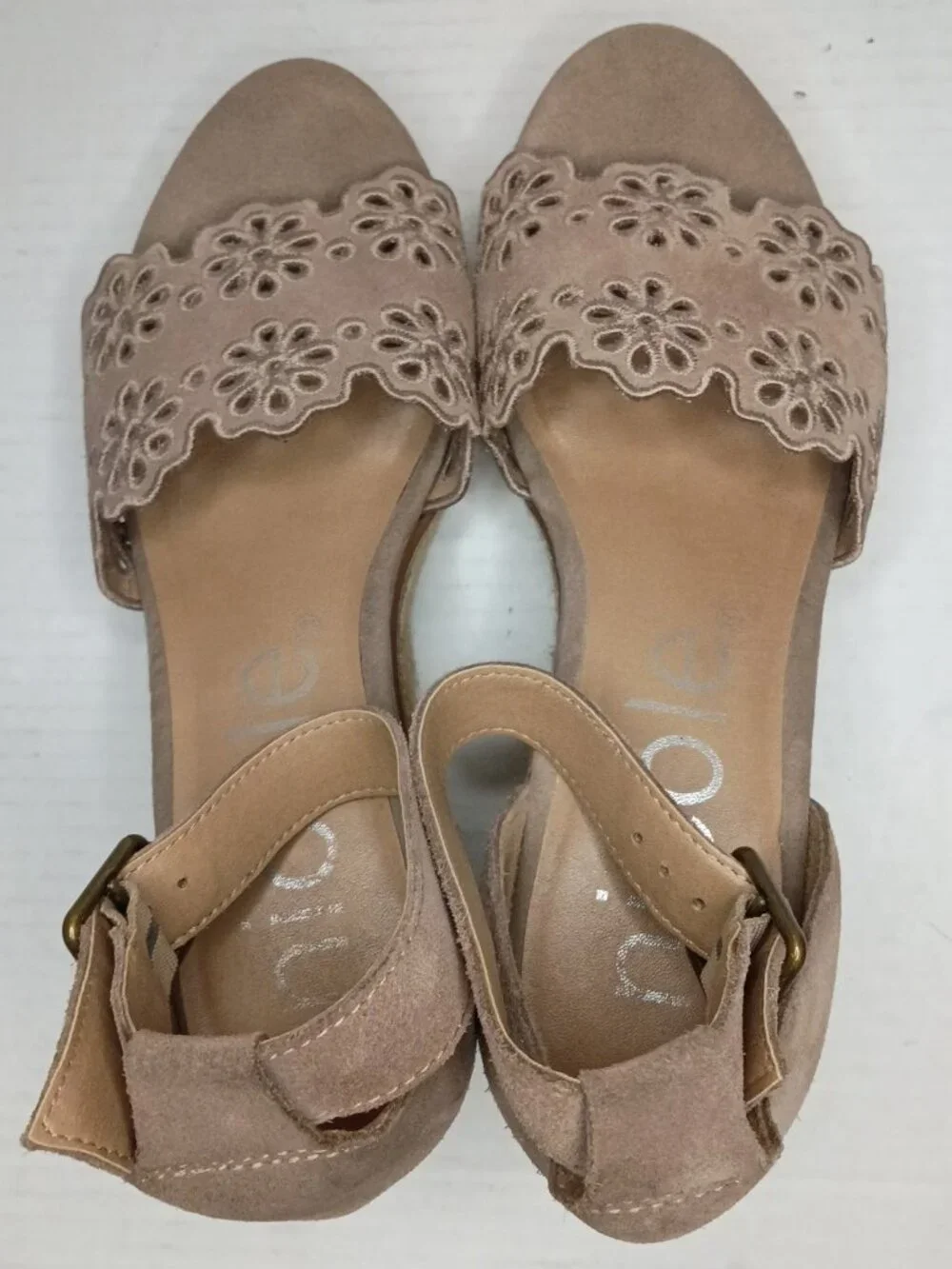 Nicole Nice Taupe Leather Floral Cutout Espadrille Wedge Sandals 7.5M